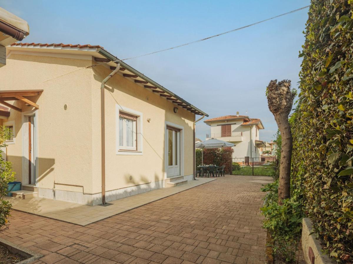 Holiday Home Manuela By Interhome Marina di Pietrasanta Buitenkant foto
